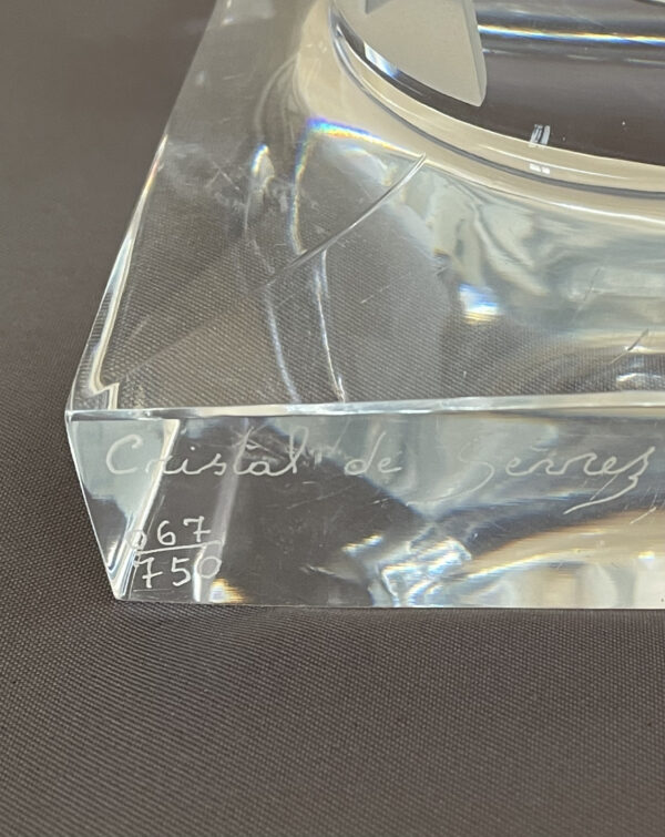signature vase cristal de sevres