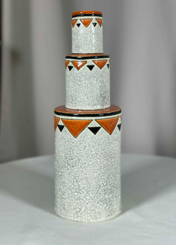 Catteau vase à décor géométrique